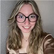Étudiante en design, donne des cours de français pour enfants en primaire et/ ou collégiens, à Cholet et en télé travail.